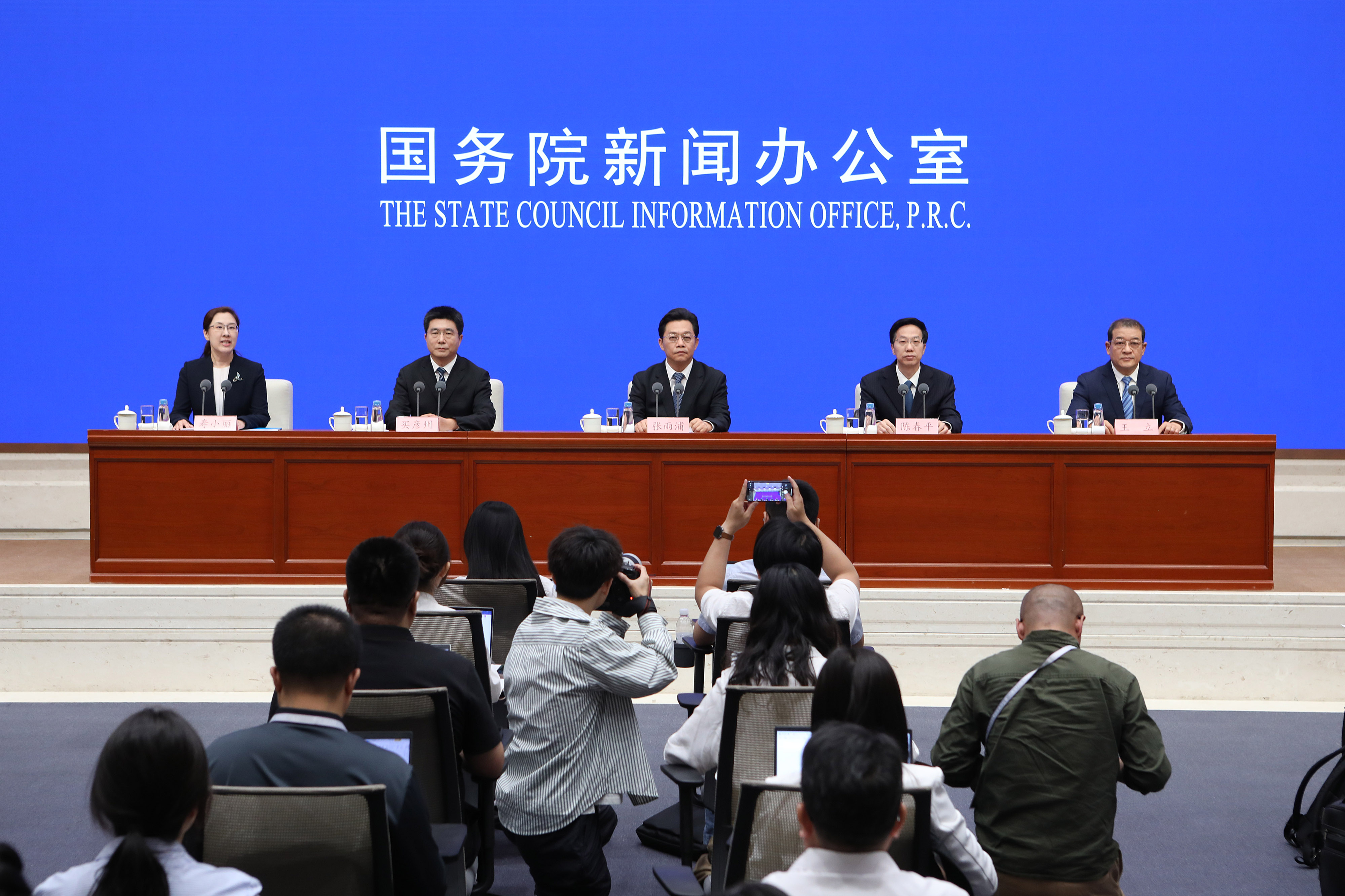 上海新闻发布会回放(上海新闻发布会直播视频)
