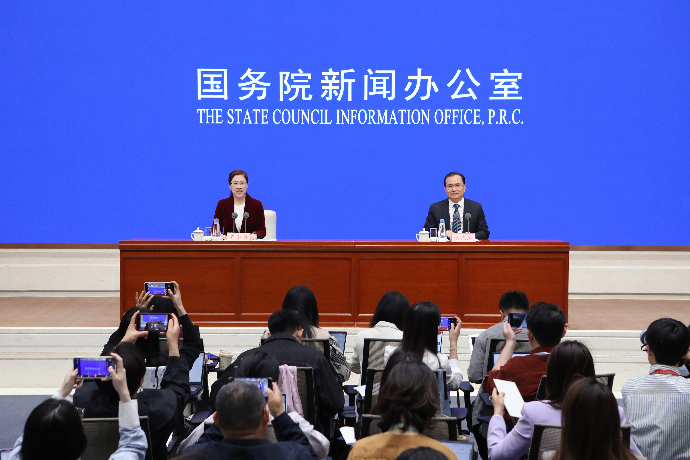 回放 | 国新办举行新闻发布会 介绍2025年一季度国民经济运行情况