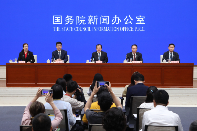 回放 | 国新办举行“高质量完成‘十四五’规划”系列主题新闻发布会(交通运输部等)