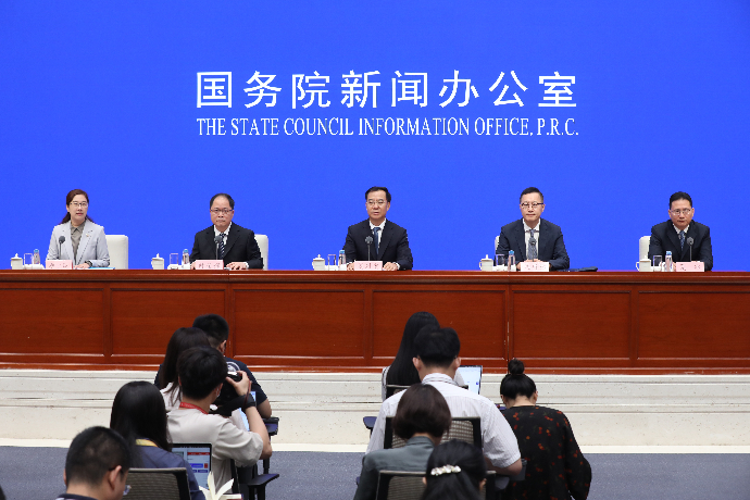 回放 | 国新办举行“高质量完成‘十四五’规划”系列主题新闻发布会（国家数据局）