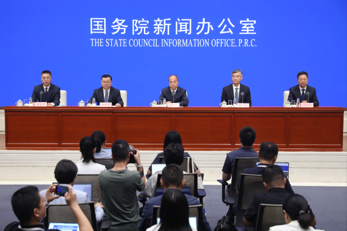 回放 | 国新办举行“高质量完成‘十四五’规划”系列主题新闻发布会 介绍“十四五”时期发展社会主义民主有关情况