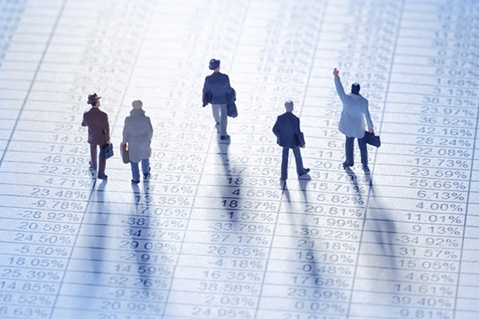 权益潮涌下的基金投资者