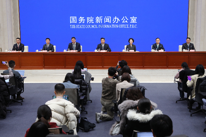 回放 | 国新办举行新闻发布会 介绍2026“乐购新春”春节特别活动、保障春节市场供应有关情况
