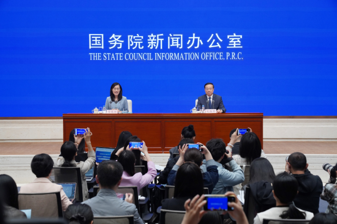 回放 | 國(guó)新辦舉行新聞發(fā)布會(huì) 介紹2026年一季度國(guó)民經(jīng)濟(jì)運(yùn)行情況