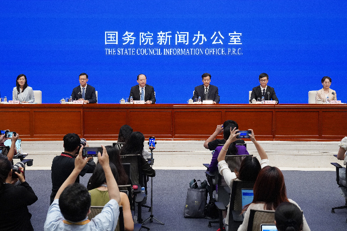 回放 | 国新办举行新闻发布会 介绍激发下沉市场活力活跃县域消费有关情况